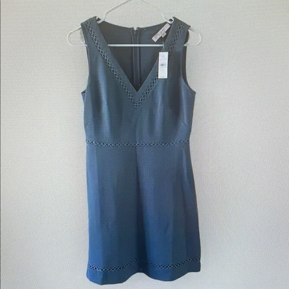 Elegant Blue Sleeveless Dress